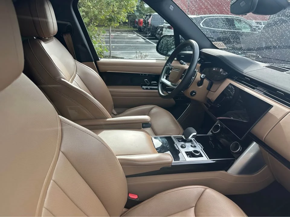 2023 Land Rover Range Rover L460 - Image 2 of 8