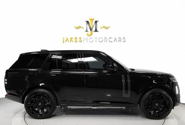 2023 Land Rover Range Rover L460 - Image 13 of 21