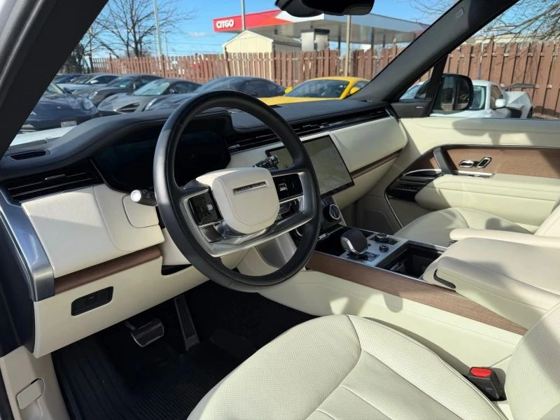 2023 Land Rover Range Rover L460 - Image 12 of 12
