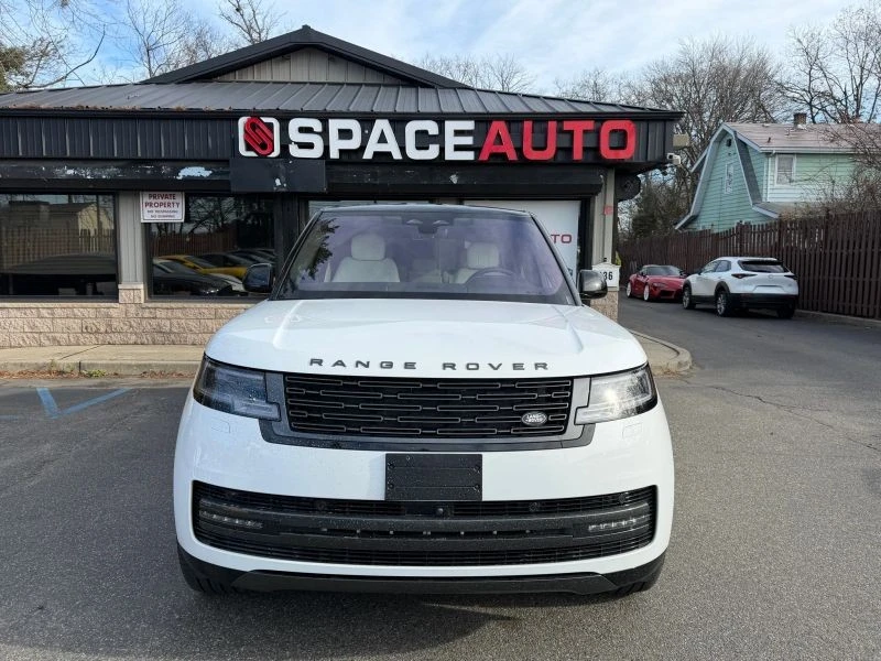 2023 Land Rover Range Rover L460 - Image 2 of 12