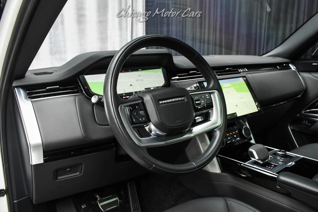 2023 Land Rover Range Rover L460 - Image 8 of 12