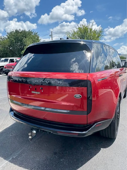 2023 Land Rover Range Rover L460 - Image 3 of 14