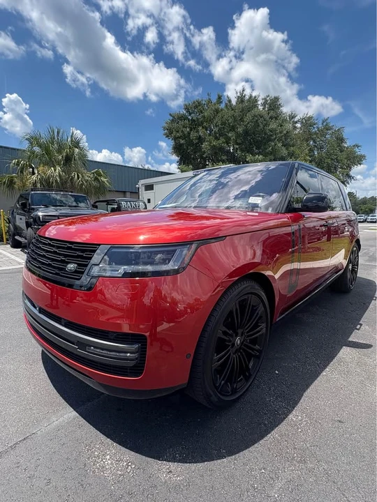 2023 Land Rover Range Rover L460 - Image 2 of 14