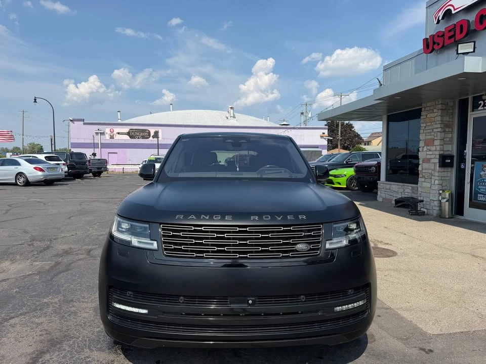 2023 Land Rover Range Rover L460 - Image 2 of 15
