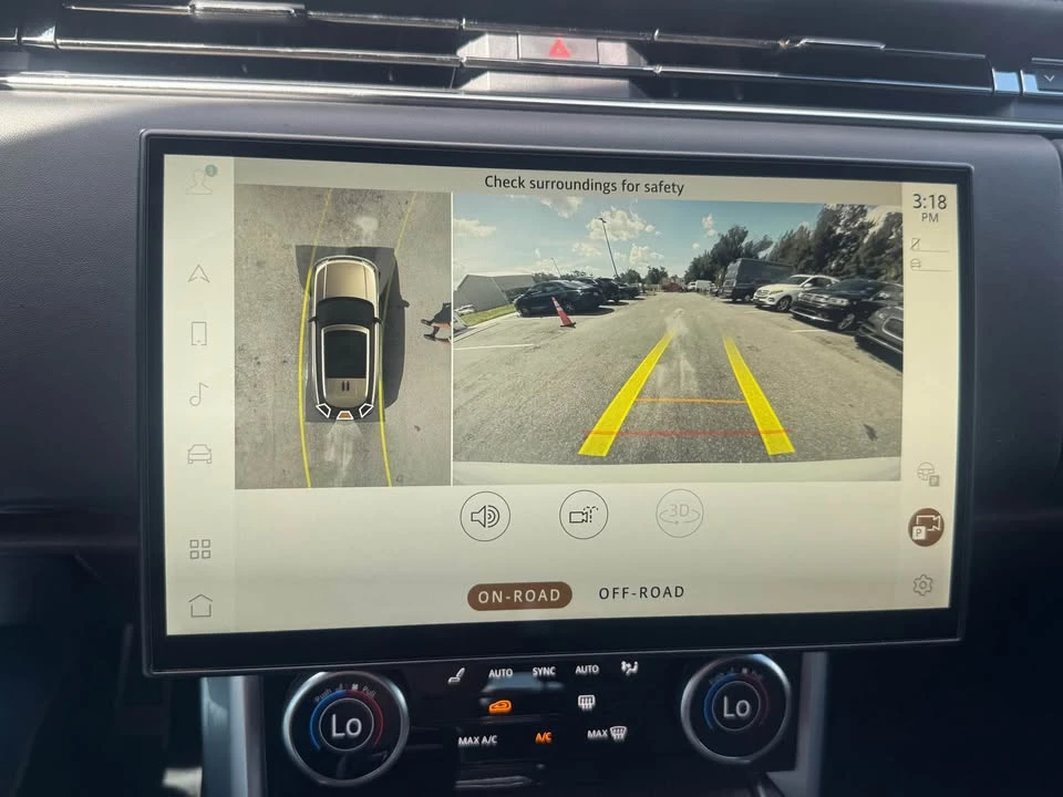 2023 Land Rover Range Rover L460 - Image 17 of 20