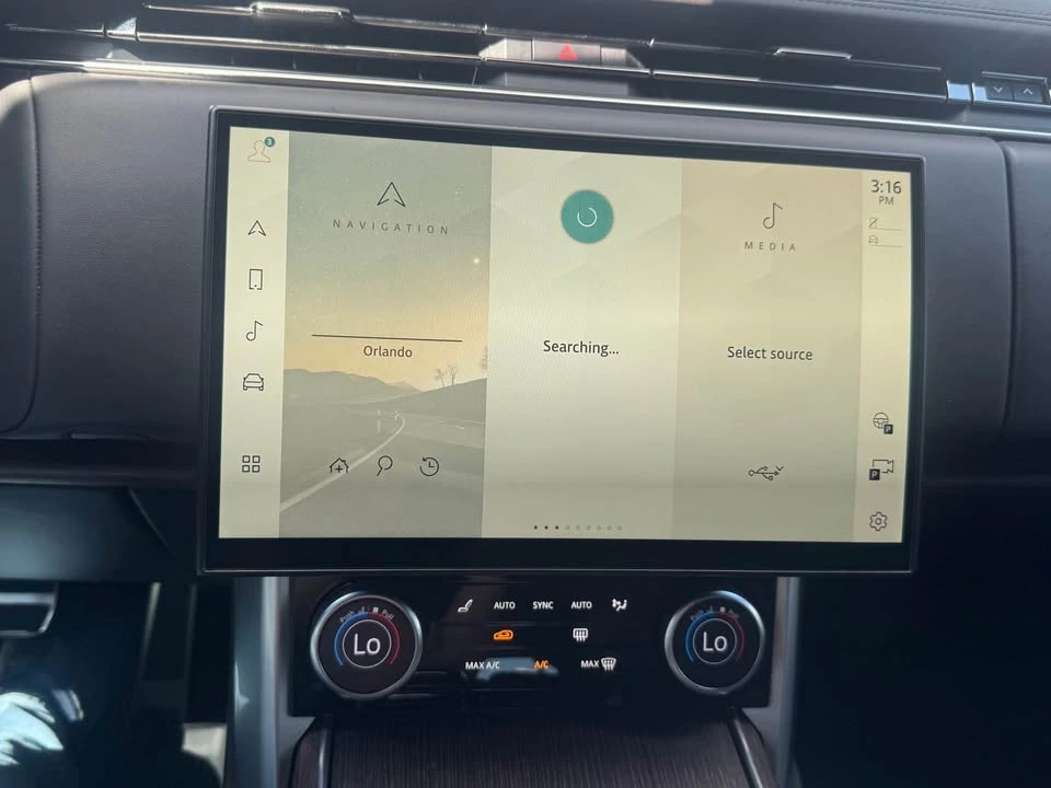 2023 Land Rover Range Rover L460 - Image 14 of 20