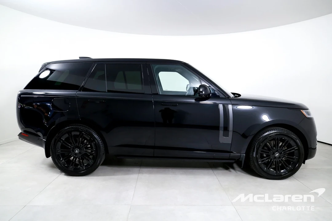 2023 Land Rover Range Rover L460 - Image 9 of 12
