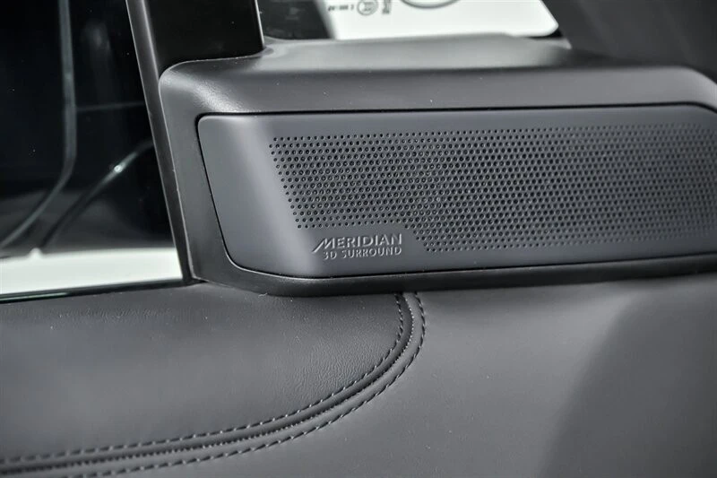 2023 Land Rover Range Rover L460 - Image 19 of 21