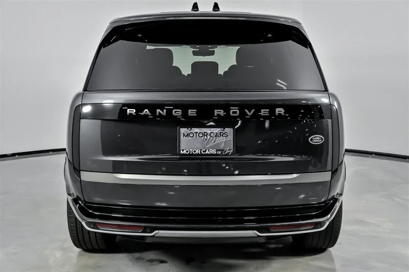 2023 Land Rover Range Rover L460 - Image 11 of 12