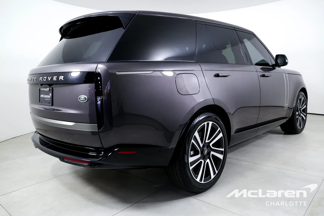 2023 Land Rover Range Rover L460 - Image 8 of 21