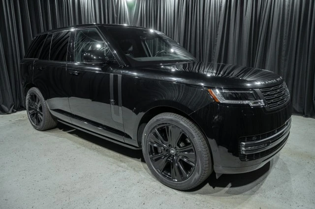 2023 Land Rover Range Rover L460 - Image 3 of 12