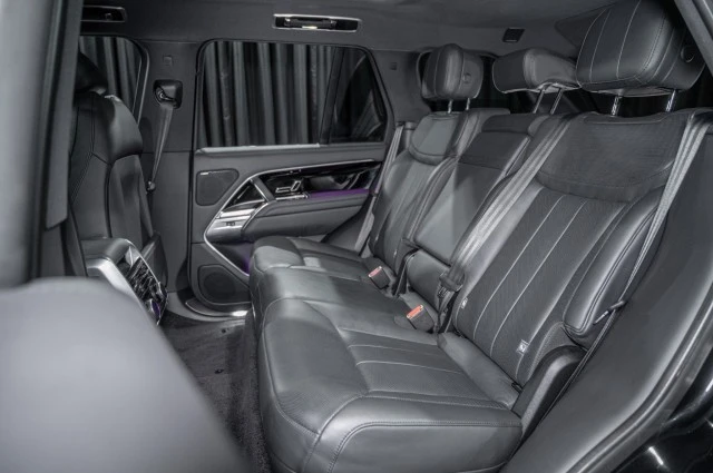 2023 Land Rover Range Rover L460 - Image 11 of 12