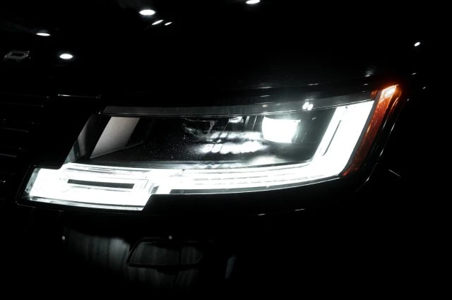 2023 Land Rover Range Rover L460 - Image 8 of 12