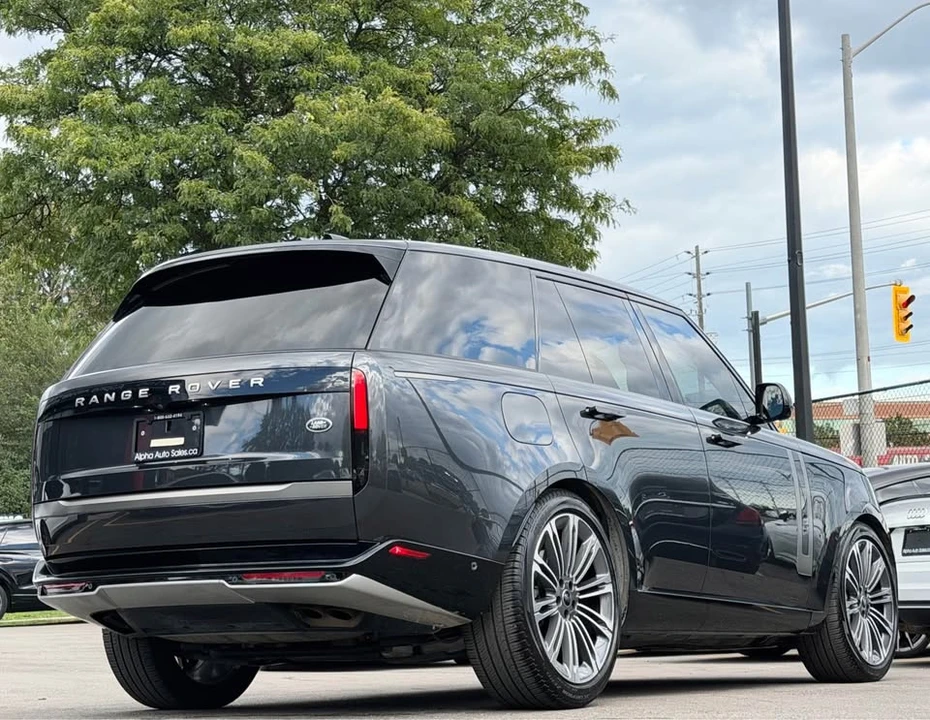 2023 Land Rover Range Rover L460 - Image 5 of 20
