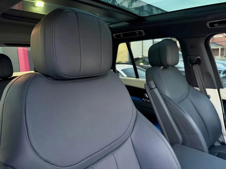 2023 Land Rover Range Rover L460 - Image 12 of 20