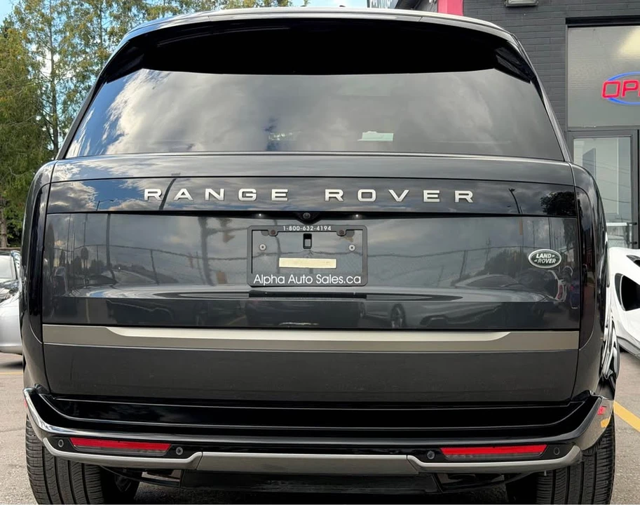 2023 Land Rover Range Rover L460 - Image 4 of 20