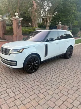 2023 Land Rover Range Rover P530 SE Sport Utility 4D