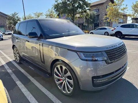 2023 Land Rover Range Rover P530 SE Sport Utility 4D