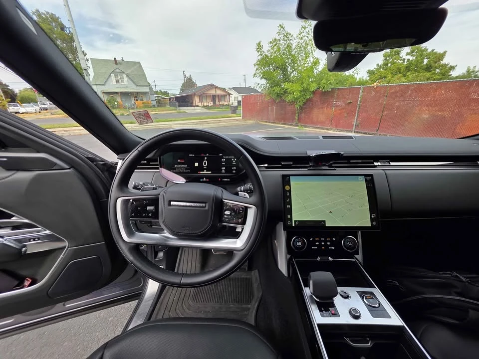 2023 Land Rover Range Rover L460 - Image 16 of 16