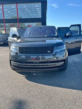 2023 Land Rover Range Rover P530 SE Sport Utility 4D