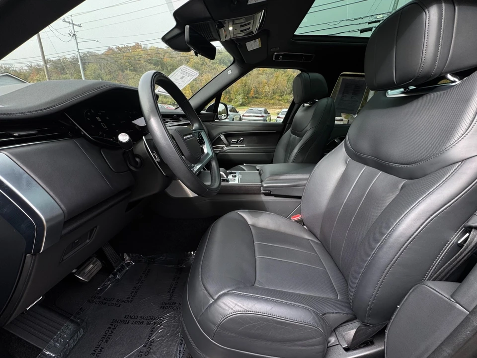 2023 Land Rover Range Rover L460 - Image 9 of 12