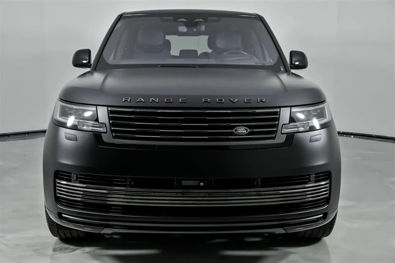 2023 Land Rover Range Rover L460 - Image 5 of 12