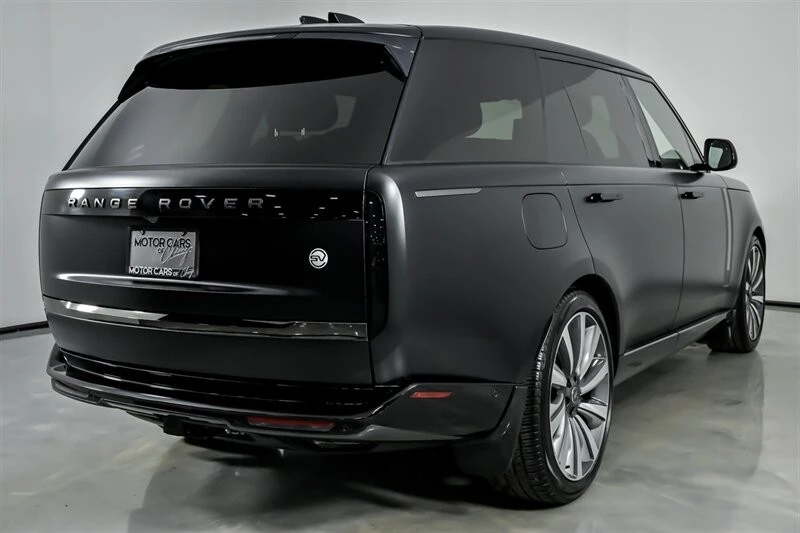 2023 Land Rover Range Rover L460 - Image 12 of 12