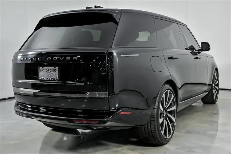 2023 Land Rover Range Rover L460 - Image 12 of 21