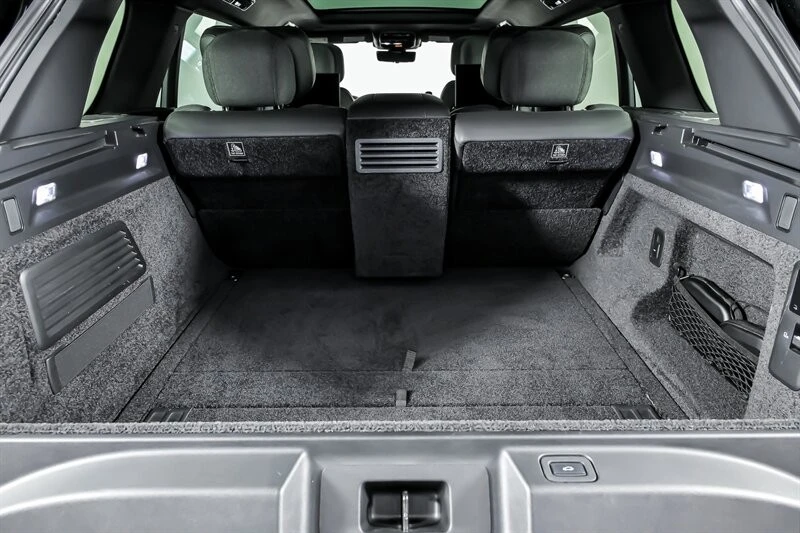 2023 Land Rover Range Rover L460 - Image 11 of 31