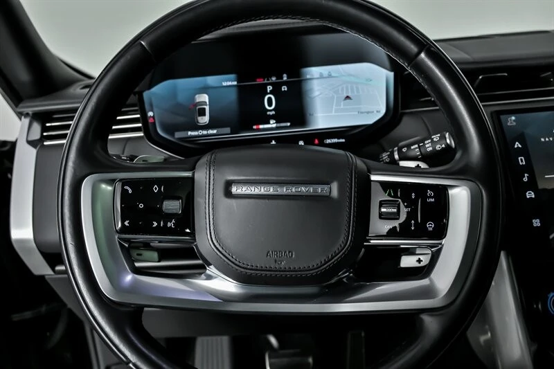 2023 Land Rover Range Rover L460 - Image 24 of 31
