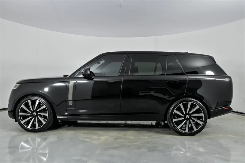 2023 Land Rover Range Rover L460 - Image 6 of 31