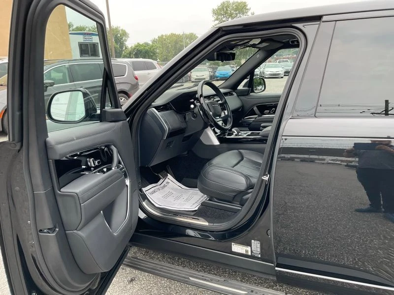 2023 Land Rover Range Rover L460 - Image 9 of 12