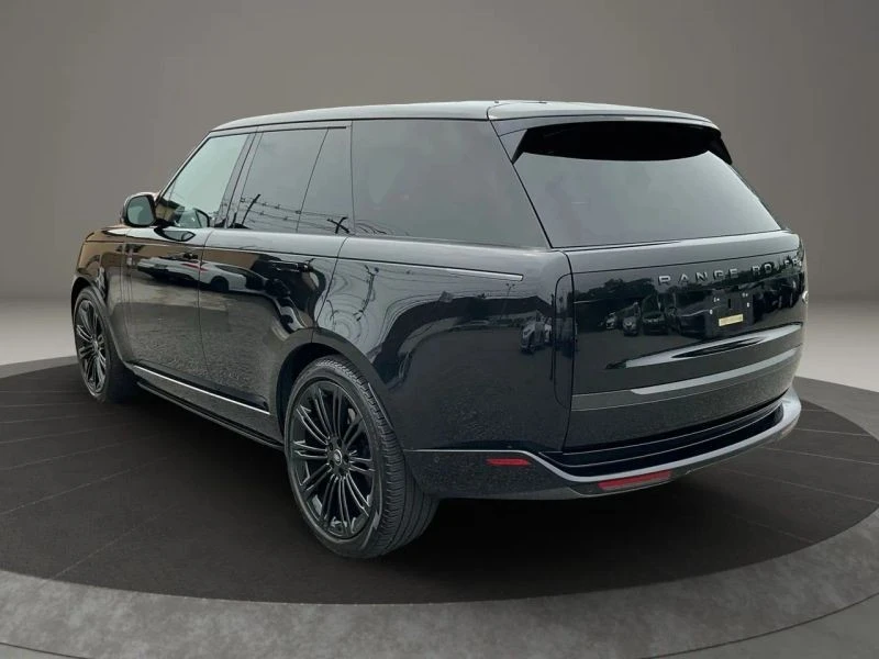 2023 Land Rover Range Rover L460 - Image 4 of 12