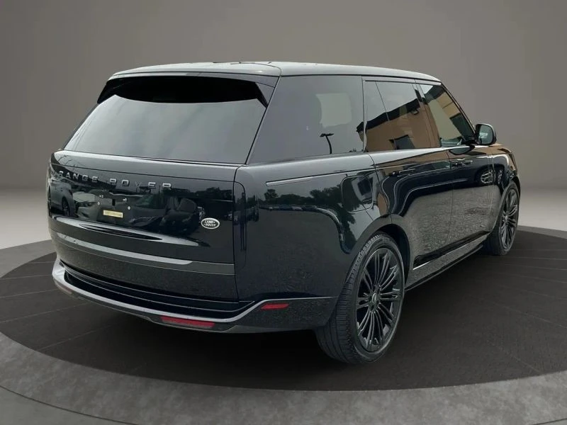 2023 Land Rover Range Rover L460 - Image 6 of 12