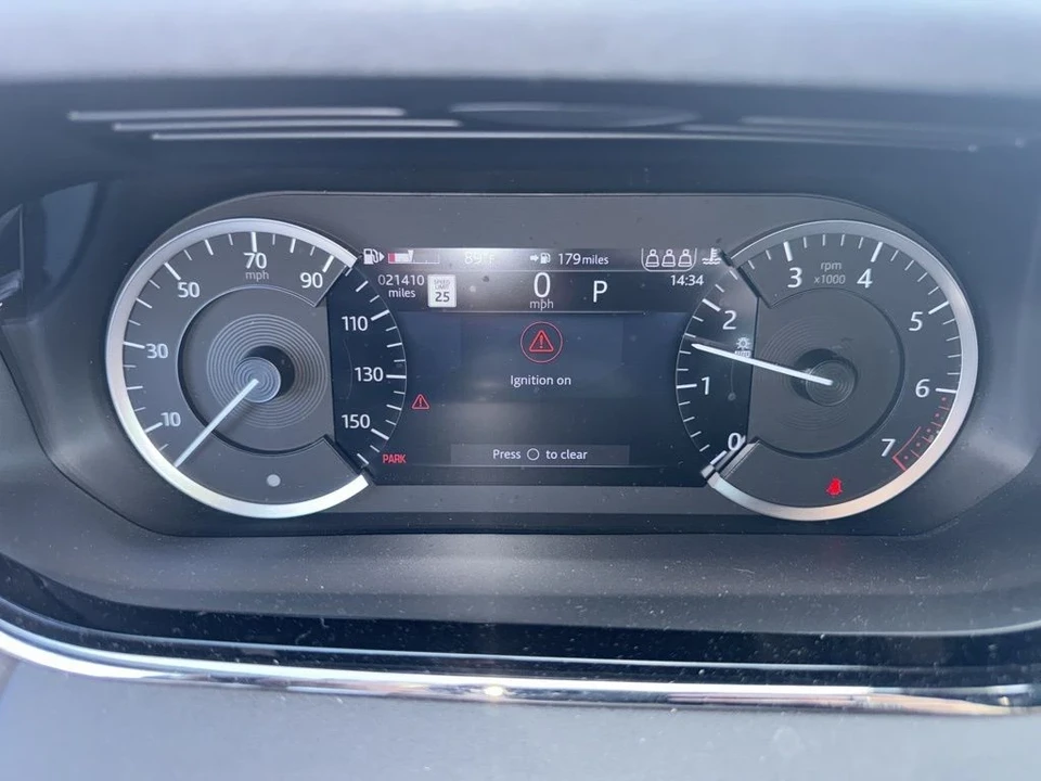 2023 Land Rover Range Rover L460 - Image 3 of 12