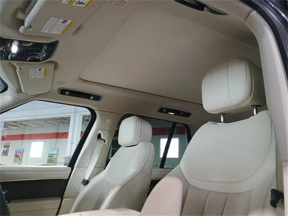 2023 Land Rover Range Rover L460 - Image 17 of 31