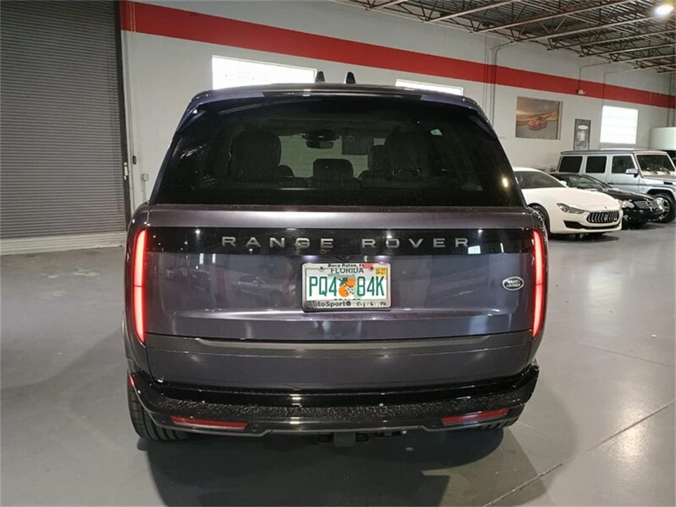 2023 Land Rover Range Rover L460 - Image 4 of 31