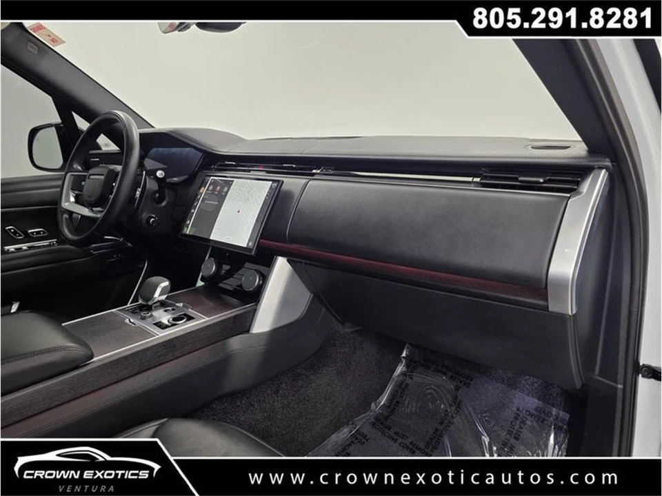 2023 Land Rover Range Rover L460 - Image 12 of 31