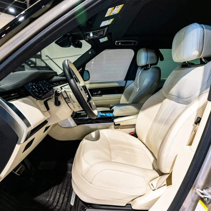 2023 Land Rover Range Rover L460 - Image 11 of 20