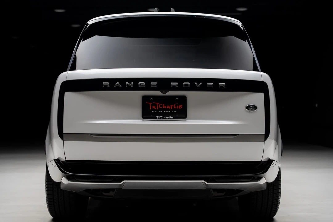2023 Land Rover Range Rover L460 - Image 27 of 31
