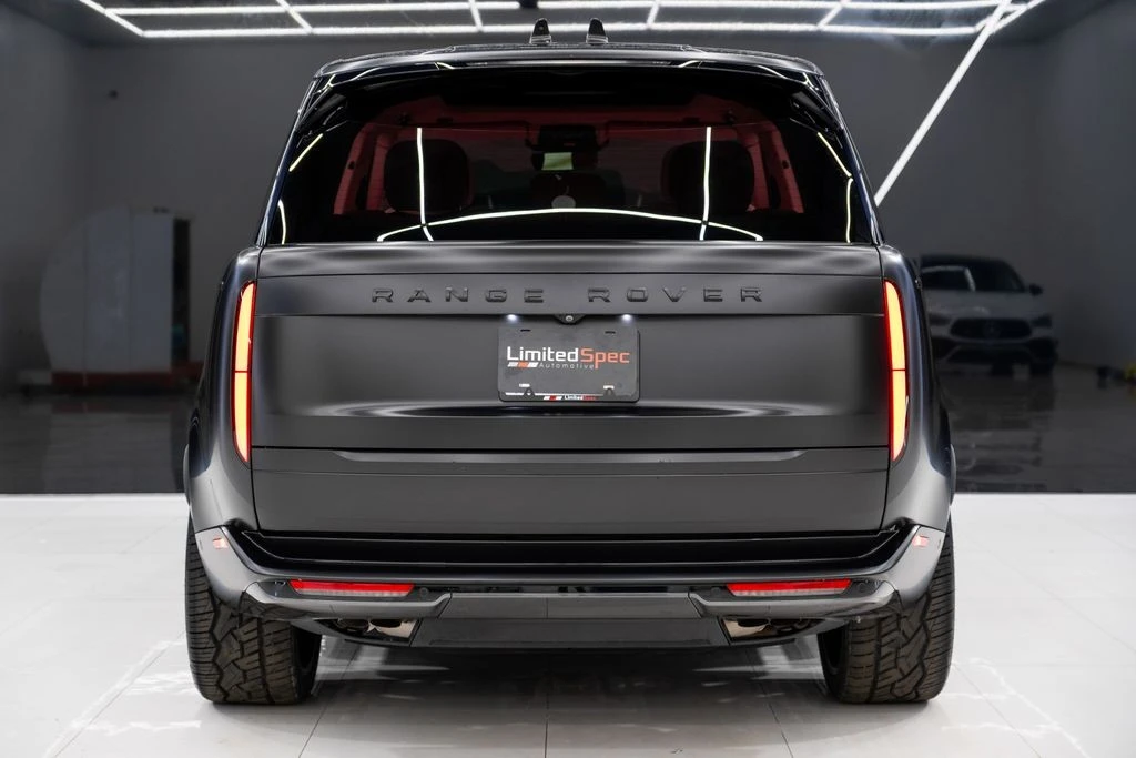 2023 Land Rover Range Rover L460 - Image 15 of 31