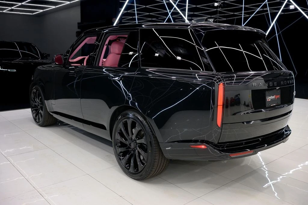 2023 Land Rover Range Rover L460 - Image 18 of 21