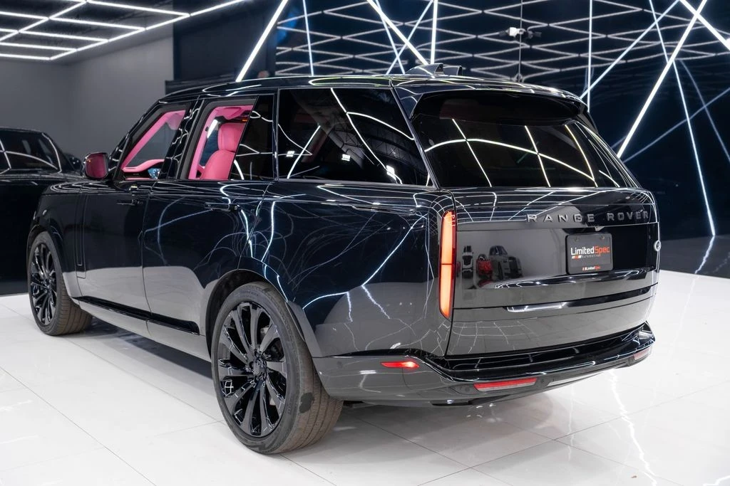 2023 Land Rover Range Rover L460 - Image 16 of 21