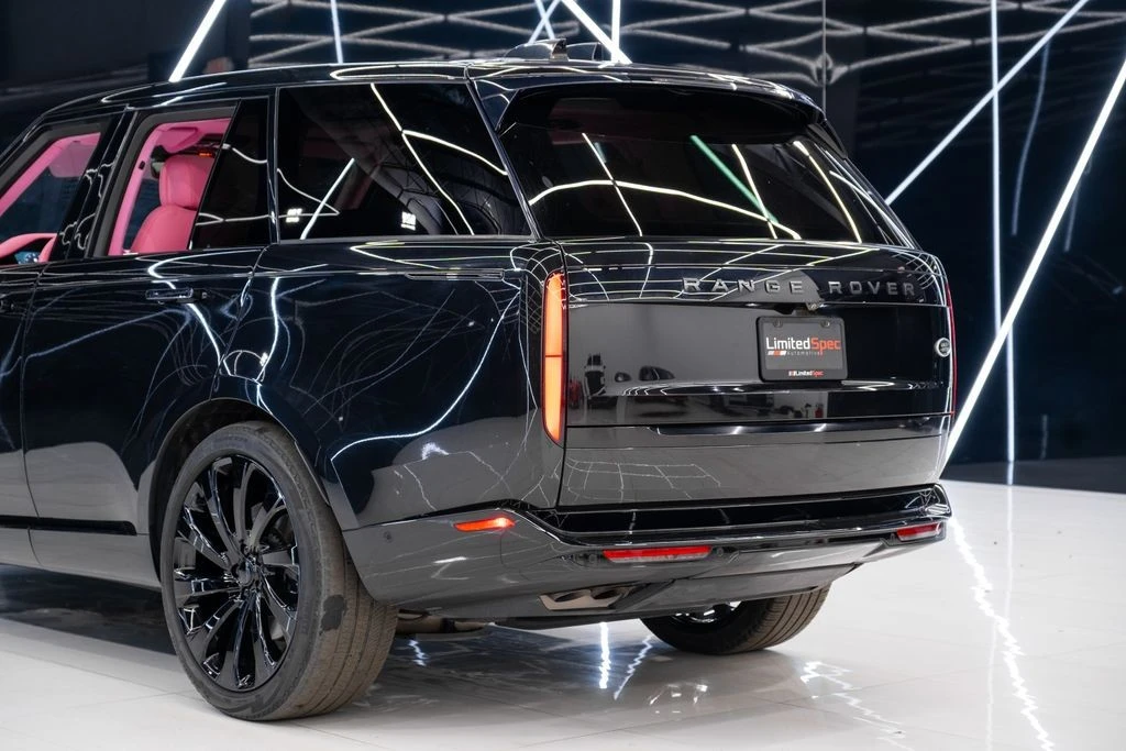 2023 Land Rover Range Rover L460 - Image 10 of 21