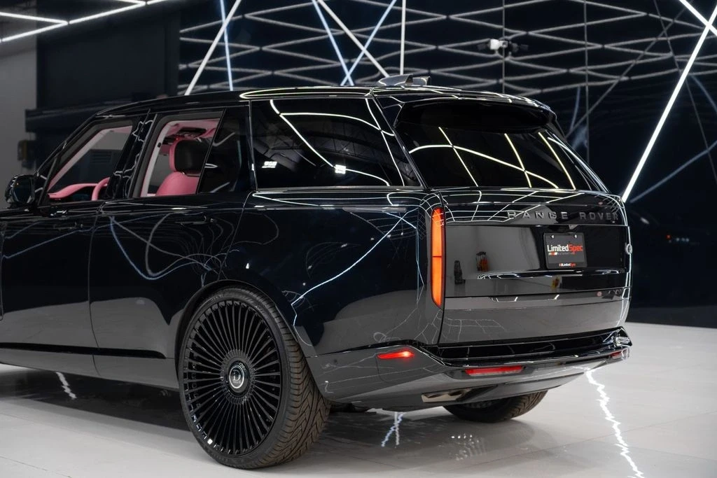 2023 Land Rover Range Rover L460 - Image 15 of 21