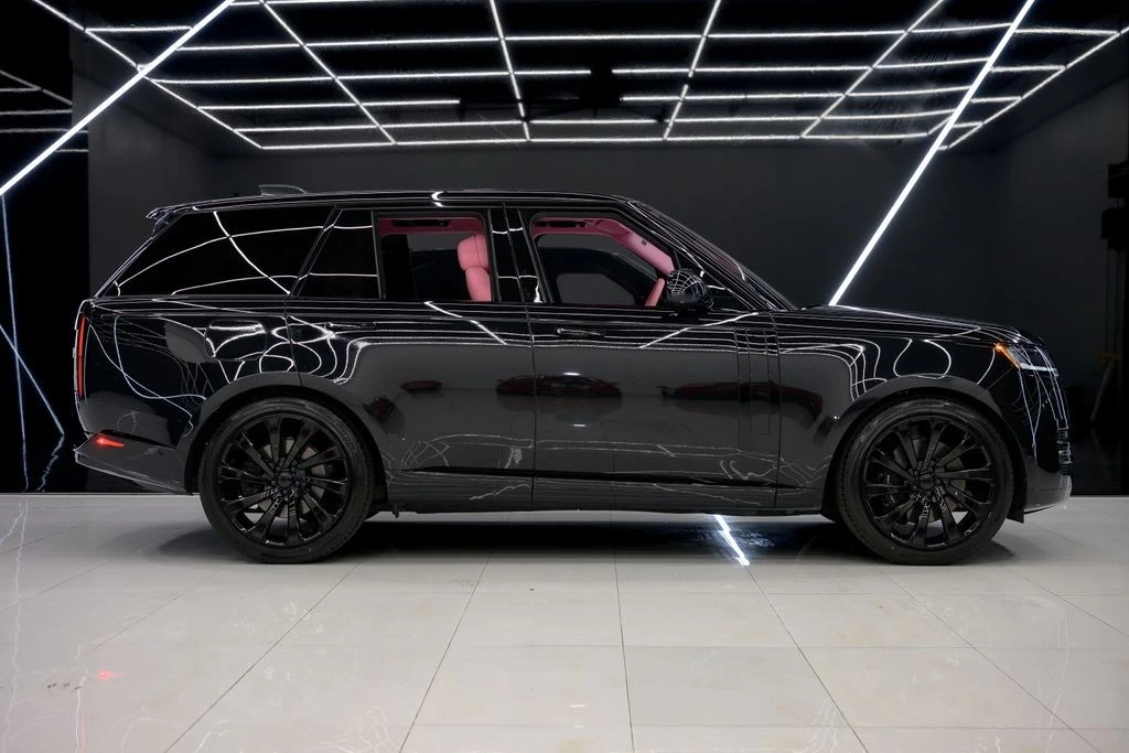 2023 Land Rover Range Rover L460 - Image 10 of 21