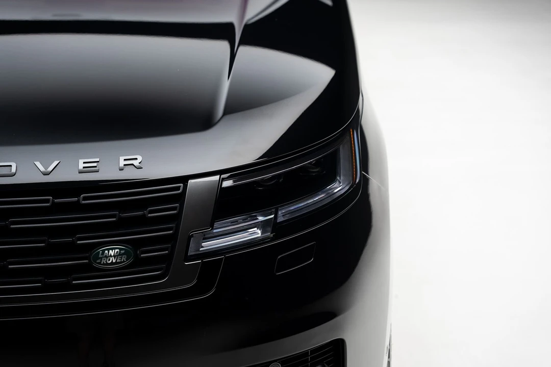 2023 Land Rover Range Rover L460 - Image 11 of 31