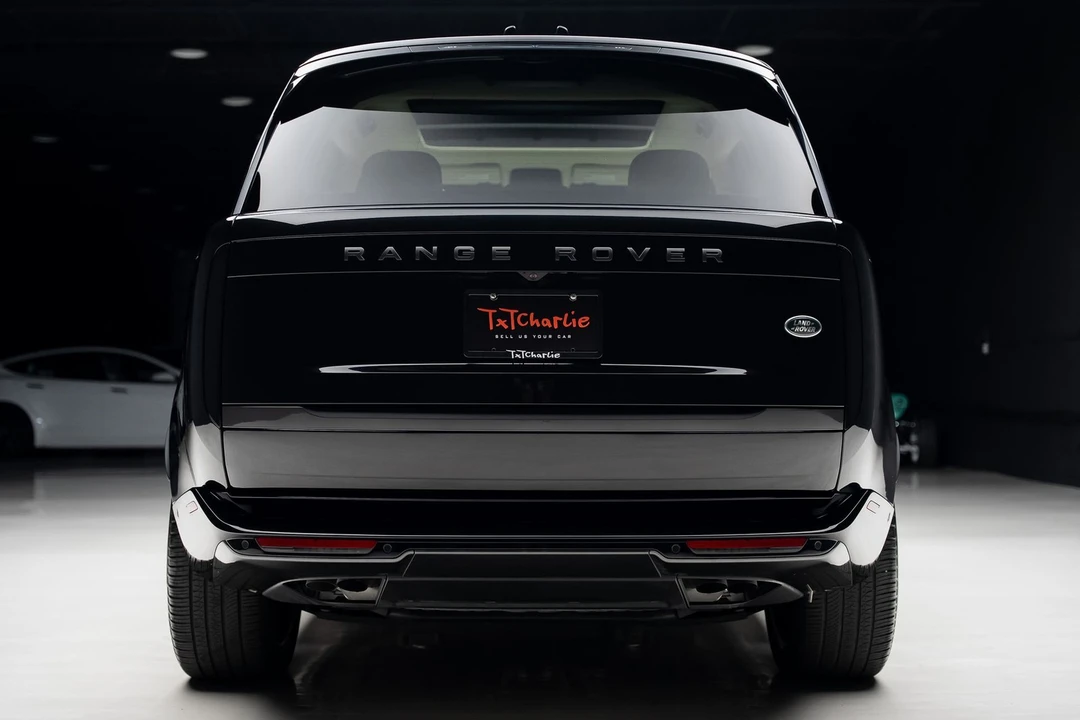 2023 Land Rover Range Rover L460 - Image 27 of 31