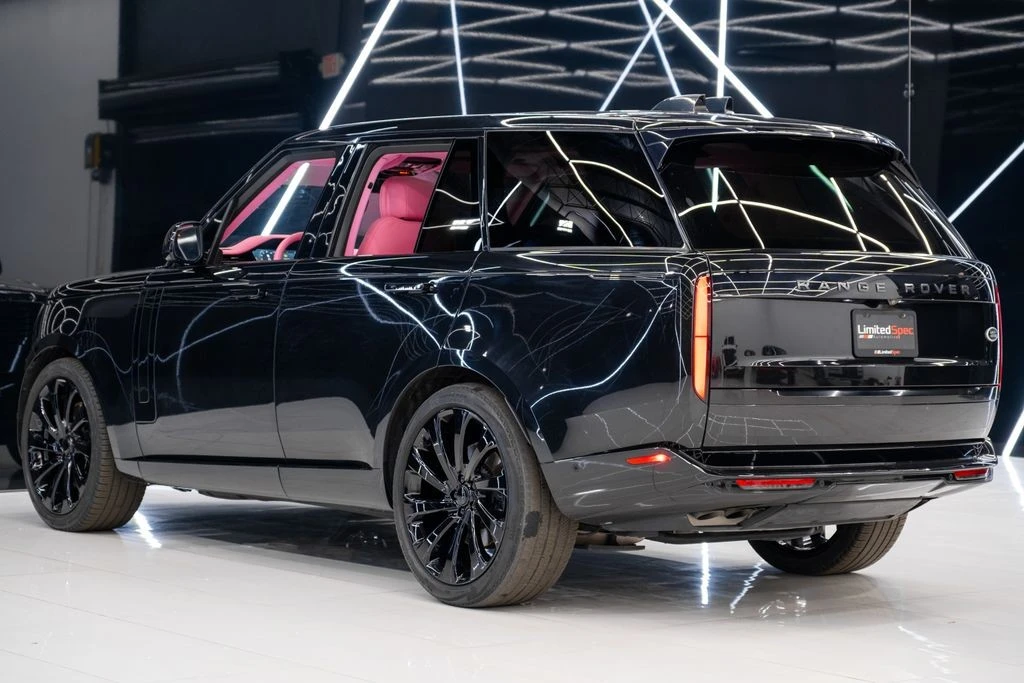 2023 Land Rover Range Rover L460 - Image 9 of 21