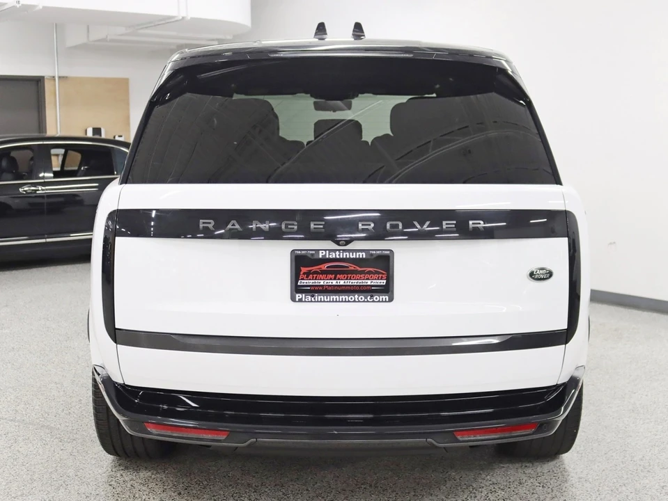 2023 Land Rover Range Rover L460 - Image 13 of 21